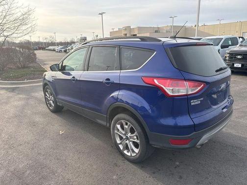 Deep Impact Blue 2016 Ford Escape SE