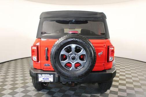 2023 Ford Bronco Base