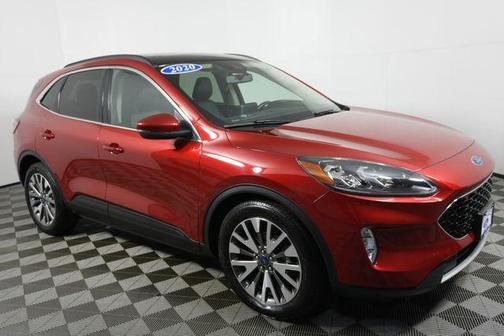 2020 Ford Escape Titanium Hybrid