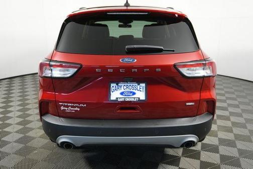 2020 Ford Escape Titanium Hybrid