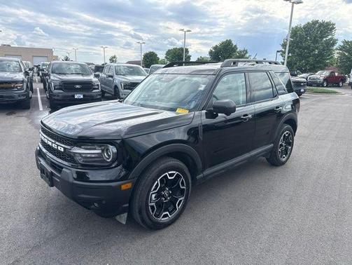 Black Metallic 2025 Ford Bronco Sport Outer Banks