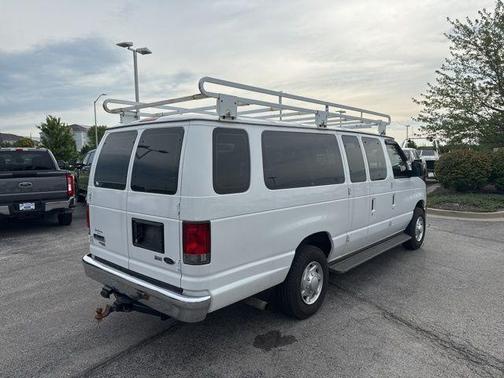 2014 Ford E350 Super Duty XLT