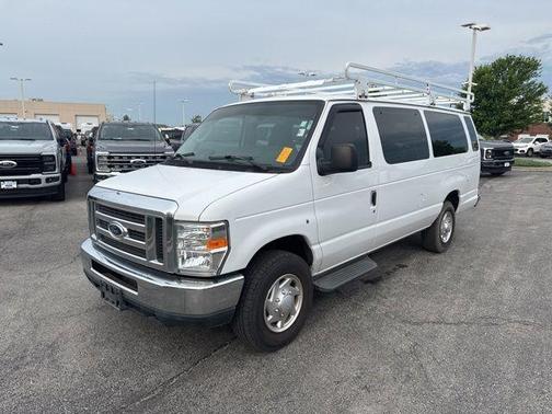 2014 Ford E350 Super Duty XLT