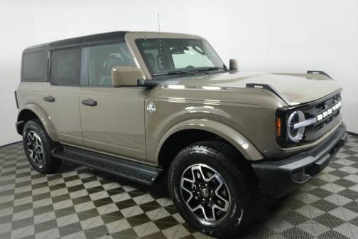Gray 2026 Ford Bronco Outer Banks