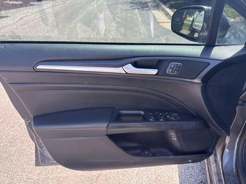 2020 Ford Fusion Hybrid Titanium
