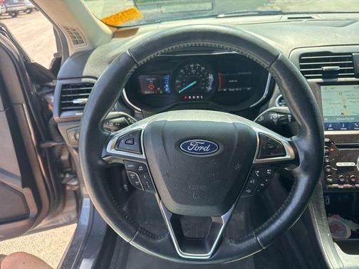 2020 Ford Fusion Hybrid Titanium