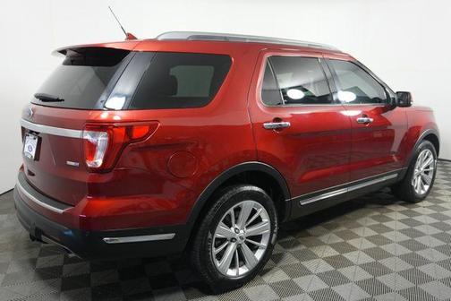 Ruby Red Metallic Tinted Clearcoat 2018 Ford Explorer Limited