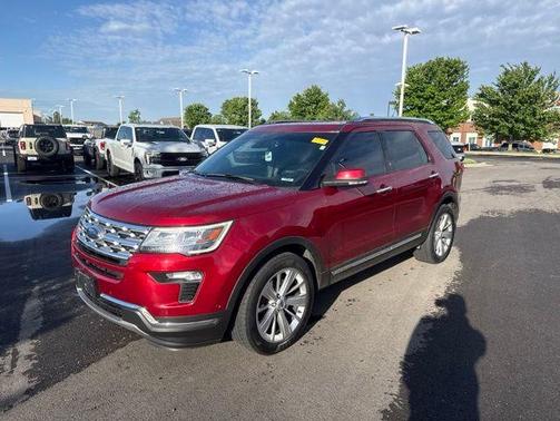 Ruby Red Metallic Tinted Clearcoat 2018 Ford Explorer Limited