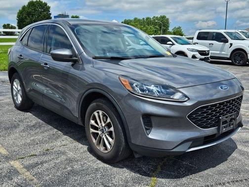 2021 Ford Escape SE