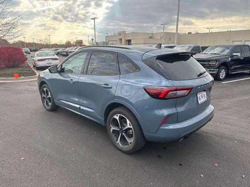 2023 Ford Escape ST-Line Select