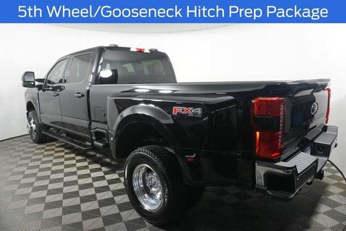 Agate Black Metallic 2026 Ford F-350 XLT