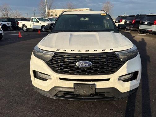 2022 Ford Explorer ST-Line