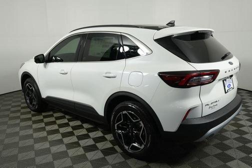 2026 Ford Escape Platinum