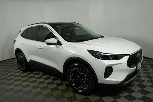 2026 Ford Escape Platinum