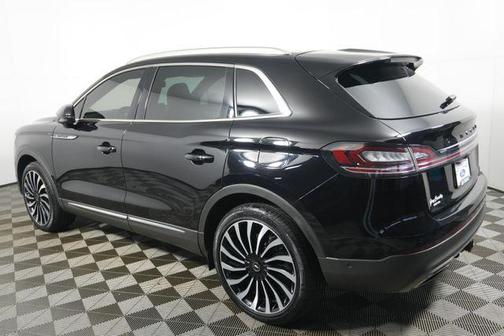 2022 Lincoln Nautilus Black Label