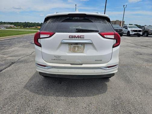 Summit White 2022 GMC Terrain Denali