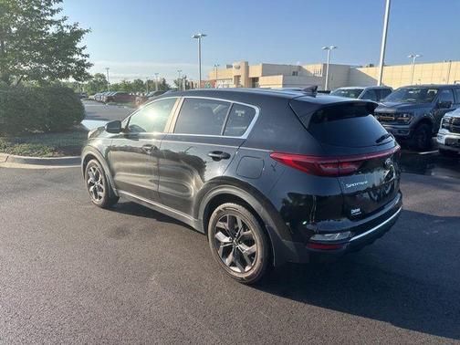 Black Cherry Pearl 2022 Kia Sportage LX