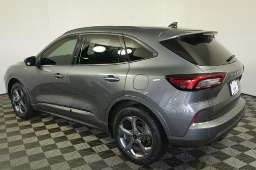 Carbonized Gray Metallic 2024 Ford Escape ST-Line