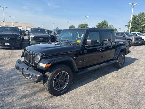 2021 Jeep Gladiator Sport