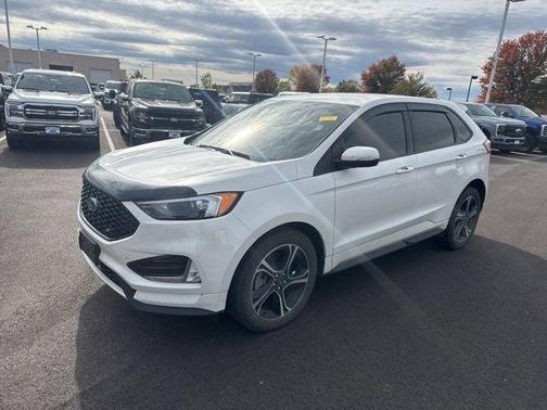 2022 Ford Edge ST