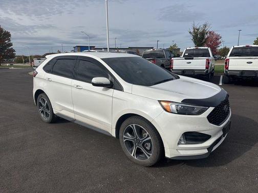 2022 Ford Edge ST