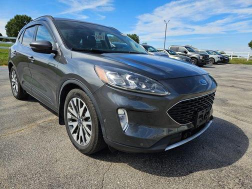 2020 Ford Escape Titanium Hybrid