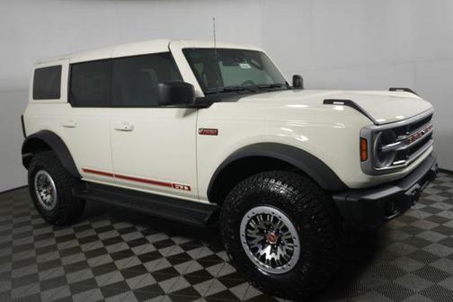 Wimbledon White 2026 Ford Bronco Outer Banks
