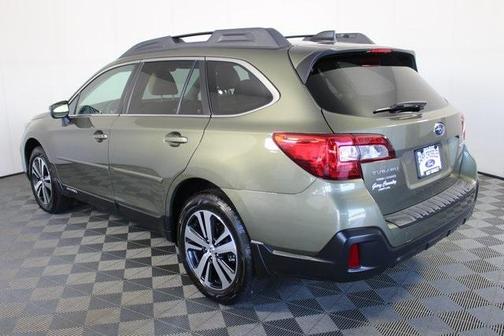 Photo 4 of 24 of 2019 Subaru Outback 2.5i Limited