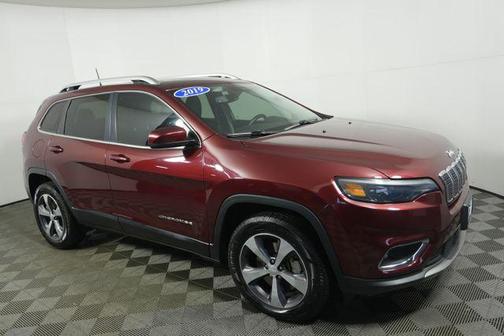 Velvet Red Pearlcoat 2019 Jeep Cherokee Limited