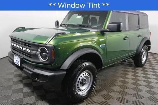 Eruption Green Metallic 2025 Ford Bronco Base