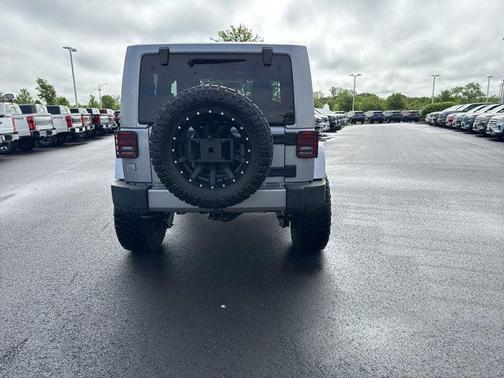 Billet Silver Metallic Clearcoat 2018 Jeep Wrangler JK Sahara