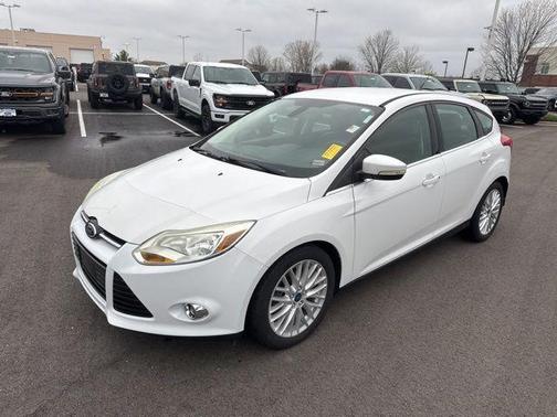 Oxford White 2012 Ford Focus SEL