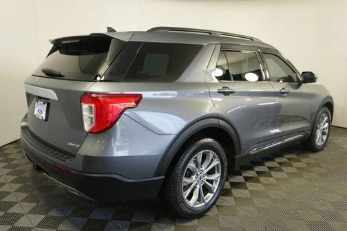 Carbonized Gray Metallic 2022 Ford Explorer XLT