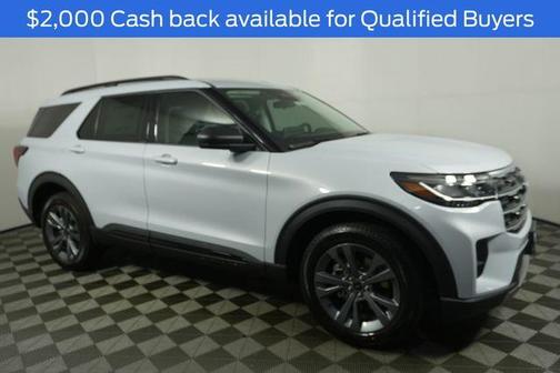 Space White Metallic 2026 Ford Explorer Active