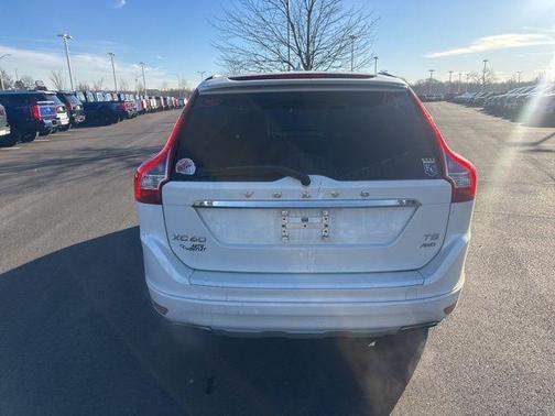 2016 Volvo XC60 T5 Premier