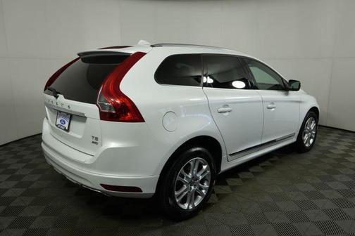 2016 Volvo XC60 T5 Premier