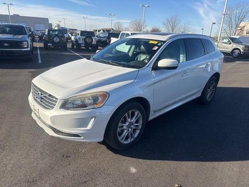 2016 Volvo XC60 T5 Premier