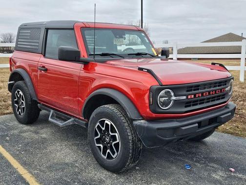 2023 Ford Bronco Base