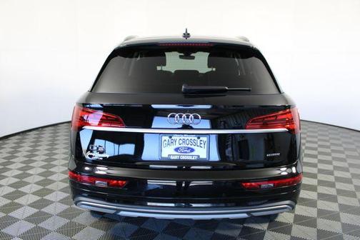 2023 Audi Q5 40 Premium