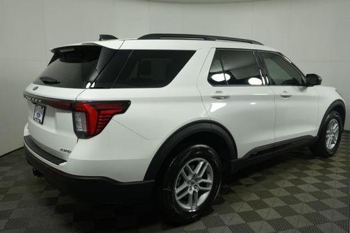 Star White 2026 Ford Explorer Active
