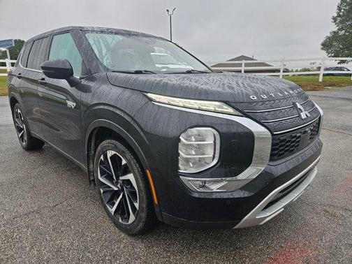 2023 Mitsubishi Outlander PHEV SE