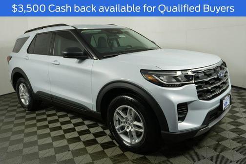 Space White Metallic 2026 Ford Explorer Active