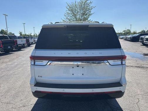 2023 Lincoln Navigator L Reserve