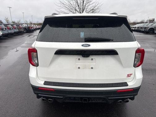 Star White 2023 Ford Explorer ST