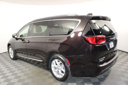 2018 Chrysler Pacifica Touring-L