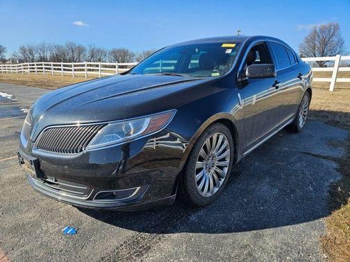 2015 Lincoln MKS Base