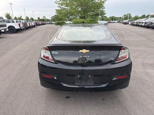 Mosaic Black Metallic 2017 Chevrolet Volt LT