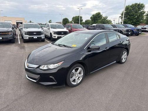 Mosaic Black Metallic 2017 Chevrolet Volt LT