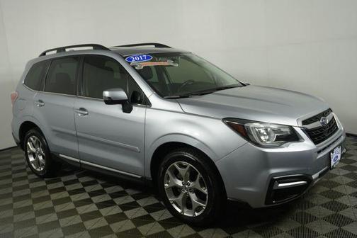 Ice Silver Metallic 2017 Subaru Forester 2.5i Touring