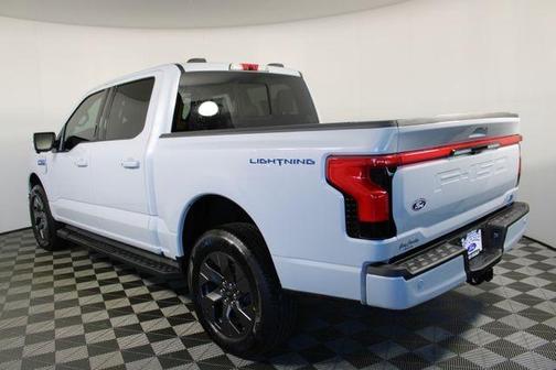 2025 Ford F-150 Lightning LARIAT